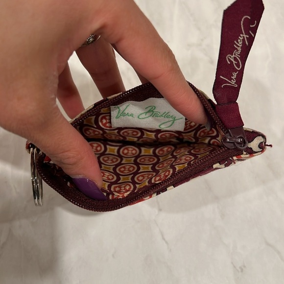 🔥Vera Bradley Red Floral coin bag🔥 - Picture 4 of 4